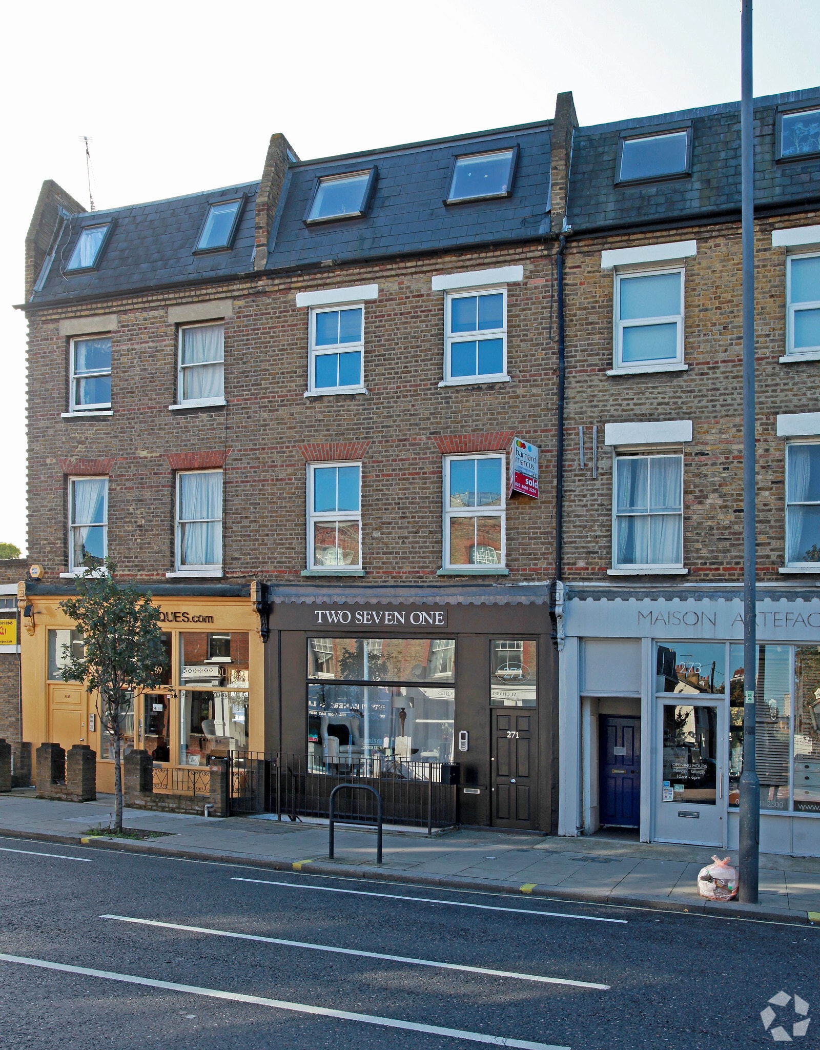 271 Lillie Rd, London for lease Primary Photo- Image 1 of 7