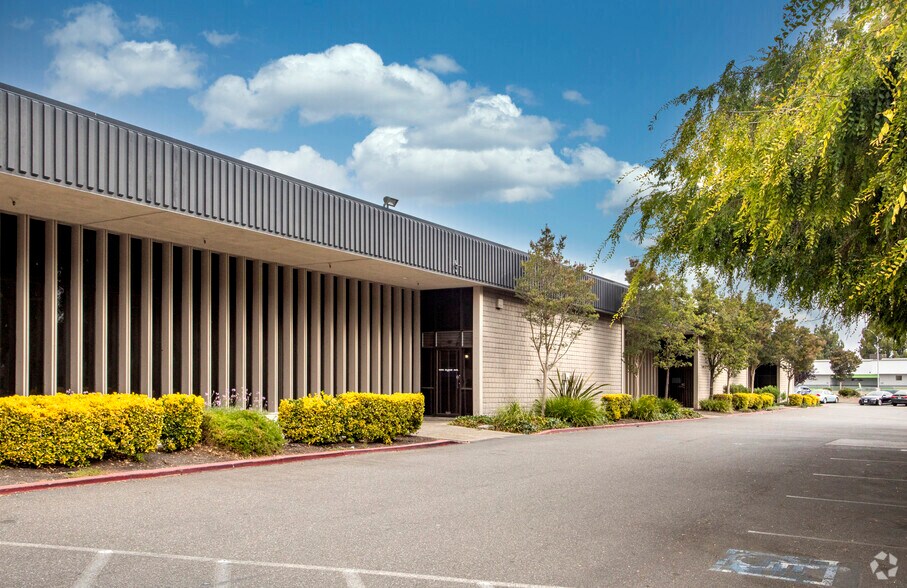 3130-3160 Alfred St, Santa Clara, CA for lease - Building Photo - Image 2 of 4