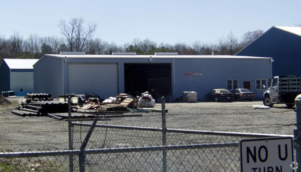 228 Williamstown Rd, Berlin, NJ for sale - Primary Photo - Image 1 of 3