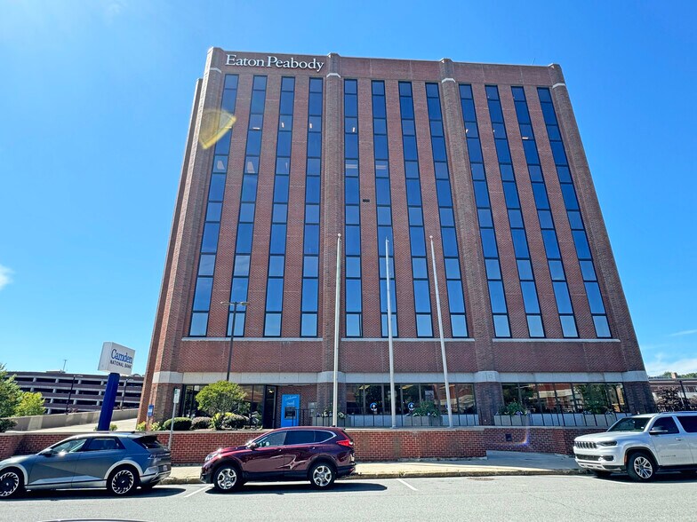 80 Exchange St, Bangor, ME à louer - Photo du bâtiment - Image 2 de 13