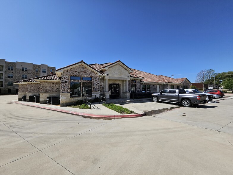 800 N Plano Rd, Richardson, TX for sale - Building Photo - Image 2 of 41