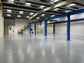 Leatherhead Rd, Chessington for lease Interior Photo- Image 2 of 2