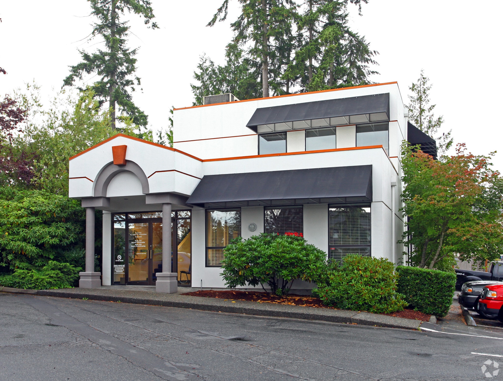 1720 100th Pl SE, Everett, WA for lease Primary Photo- Image 1 of 4