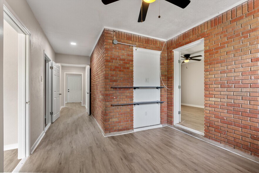 10205 Old Manchaca Rd, Austin, TX à louer - Photo du bâtiment - Image 2 de 35