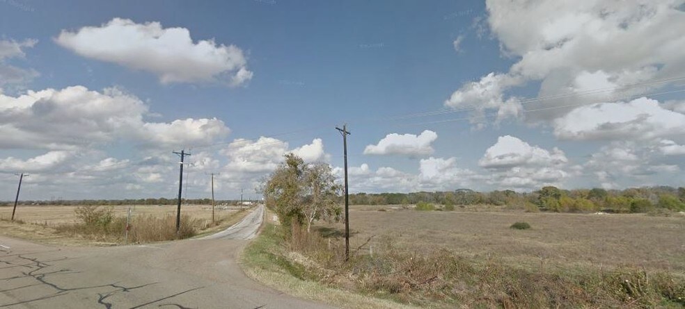0 S Business 6, Navasota, TX à vendre - Photo du bâtiment - Image 2 de 4