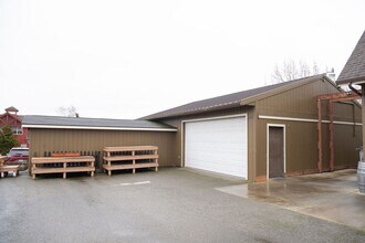 105 S Main St, Coupeville, WA à louer Photo du bâtiment- Image 1 de 1