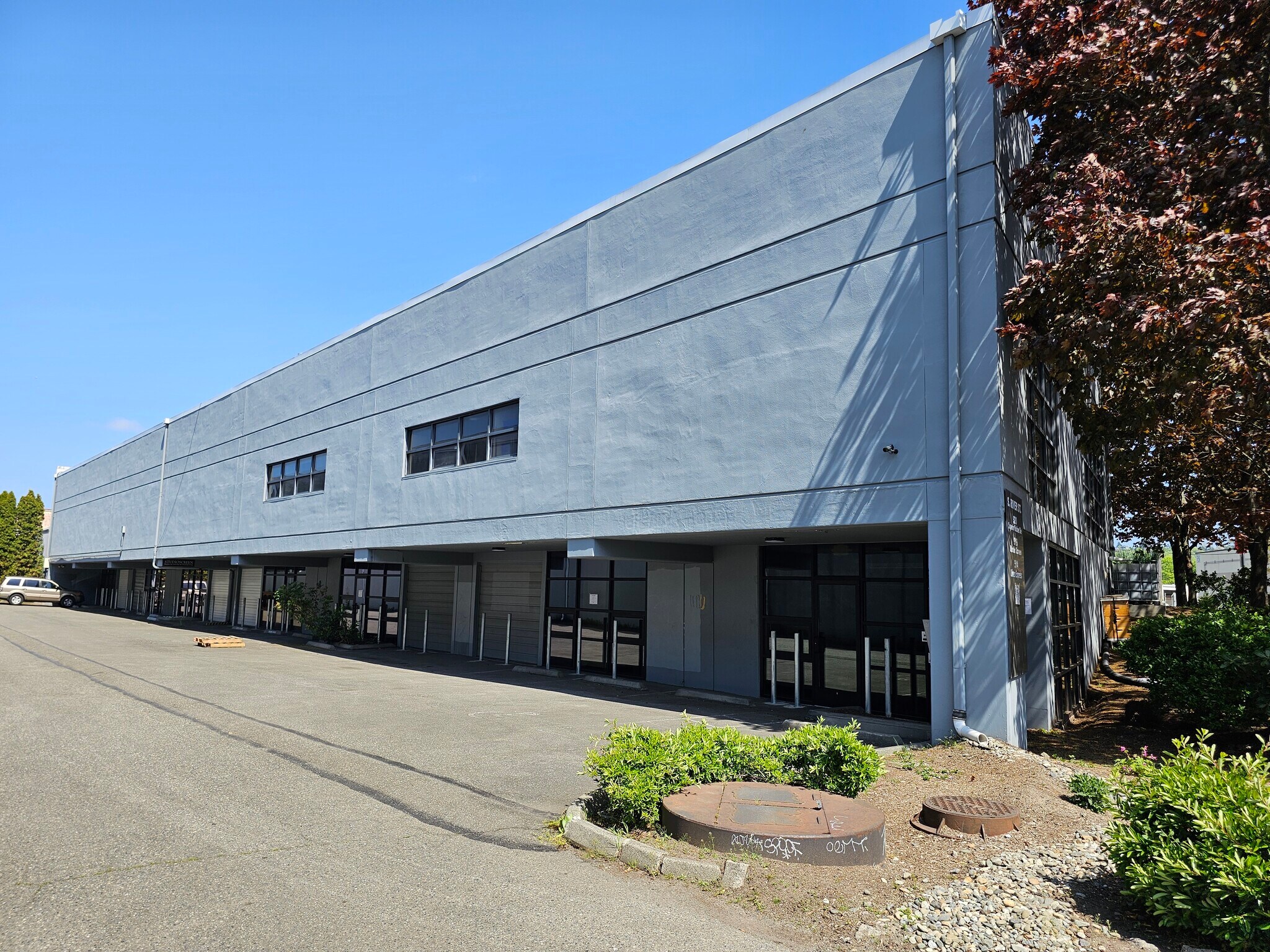 518 S River St, Seattle, WA for lease Building Photo- Image 1 of 3