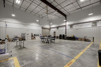 24527 Gosling Rd, Spring, TX for lease Interior Photo- Image 1 of 24