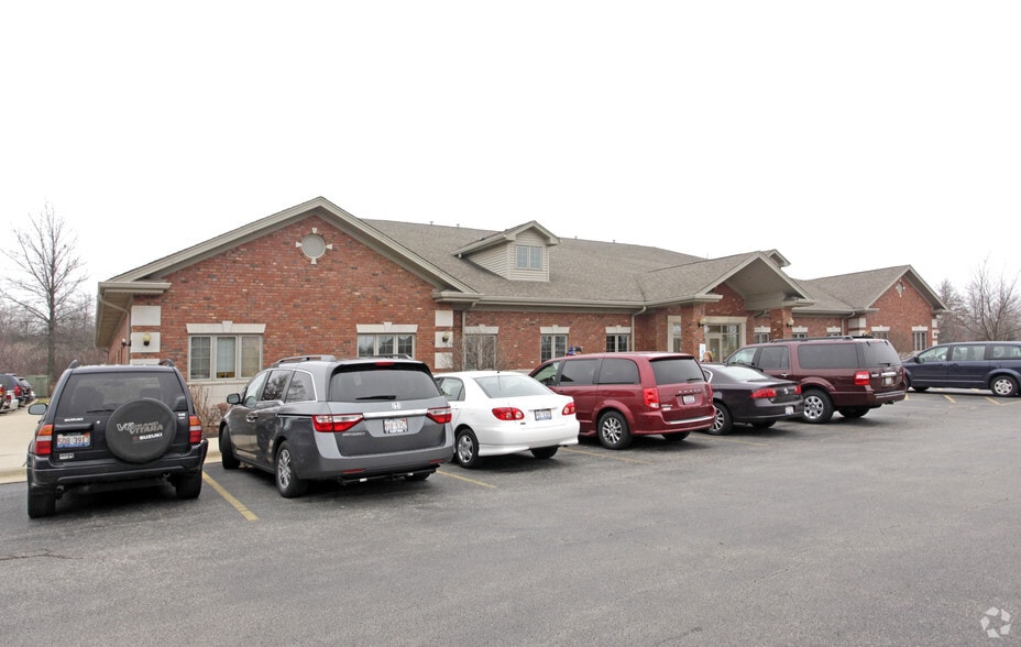 16621 107th St, Orland Park, IL for lease - Building Photo - Image 3 of 19