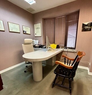 Plus de détails pour 210 E 47th St, New York, NY - Bureau/Médical à louer