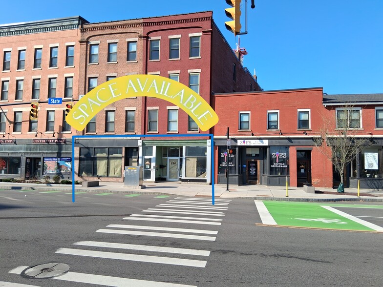 131-163 State St, Rochester, NY for lease - Building Photo - Image 2 of 18