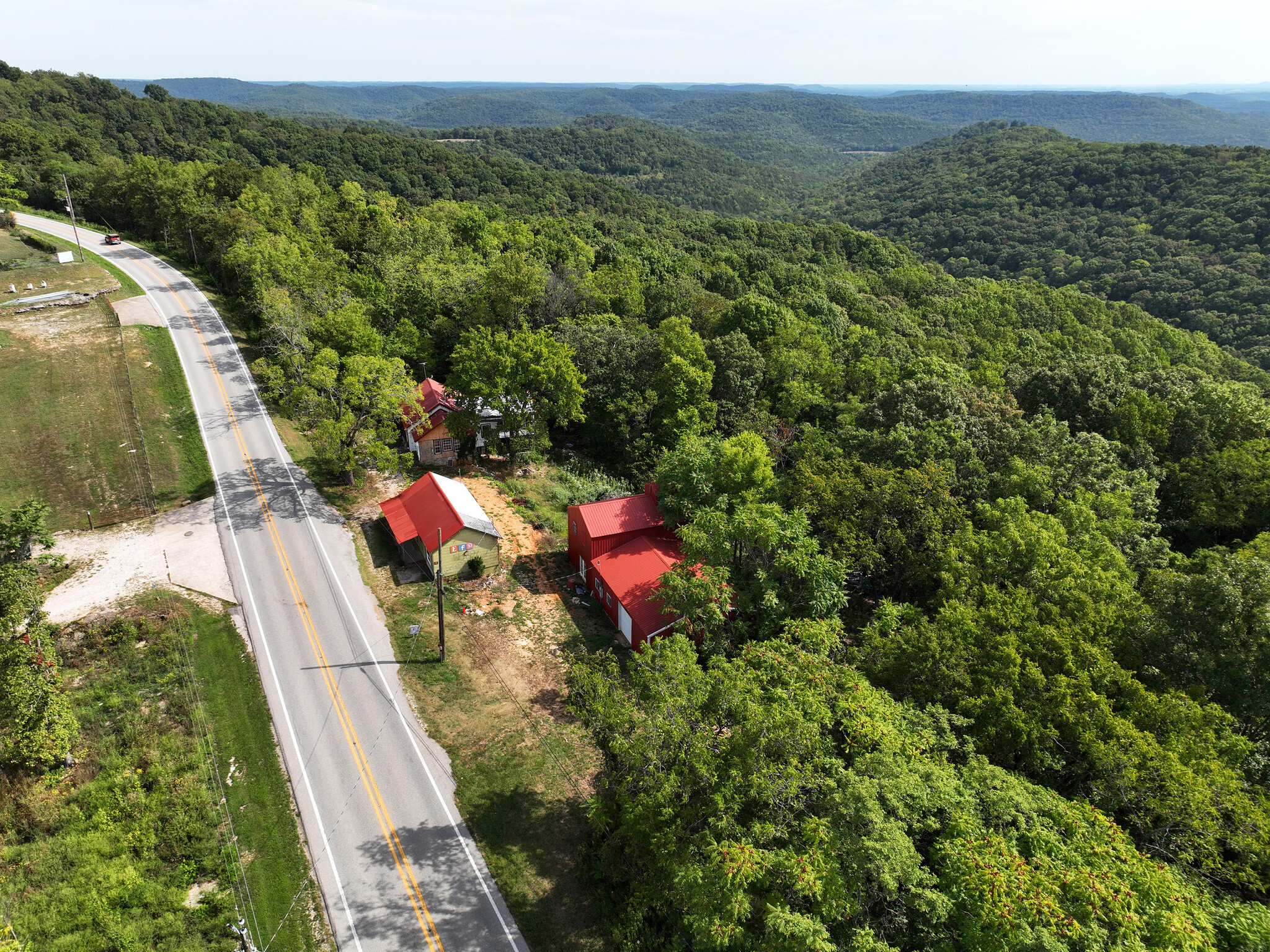 21664 US-62, Eureka Springs, AR for sale Building Photo- Image 1 of 23