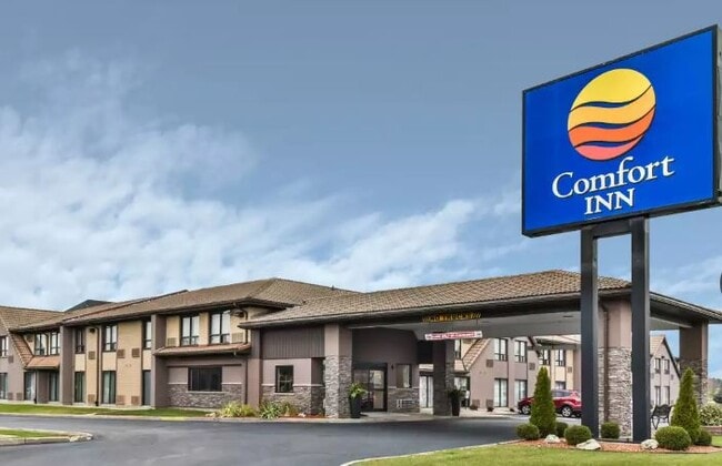 Plus de détails pour 2955 Dougall Ave, Windsor, ON - Services hôteliers à vendre