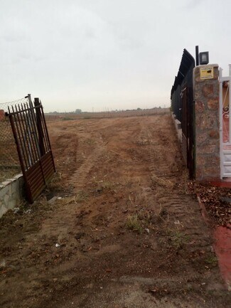 Plus de détails pour Calle Sierra de Aracena, 30, El Viso de San Juan - Terrain à vendre