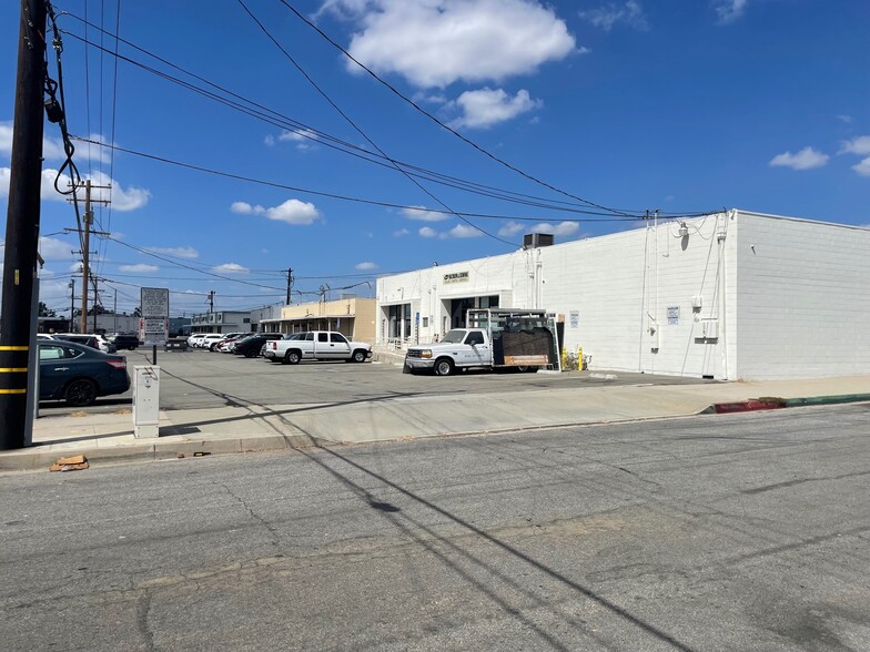 254-260 E Rowland St, Covina, CA for sale - Building Photo - Image 2 of 3