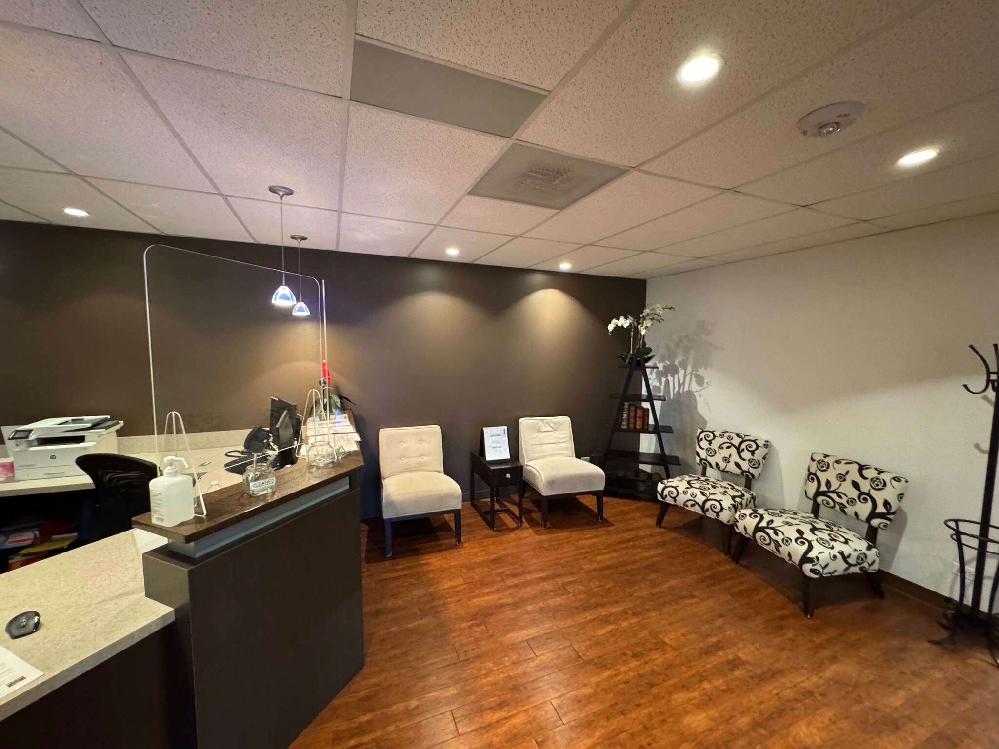 6650 S Vine St, Centennial, CO for lease Interior Photo- Image 1 of 5