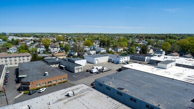 74 Louis Ct, South Hackensack, NJ for lease Interior Photo- Image 2 of 8