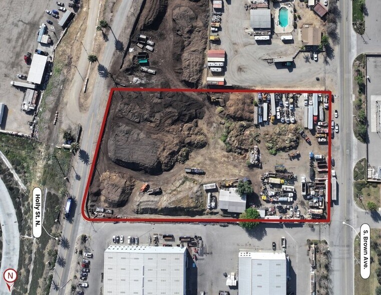 1880 Brown Ave, Riverside, CA à vendre - Photo du bâtiment - Image 2 de 4