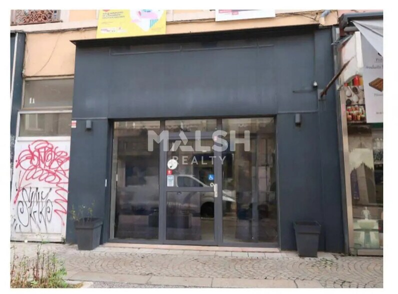 Retail in Lyon for lease - Building Photo - Image 1 of 15