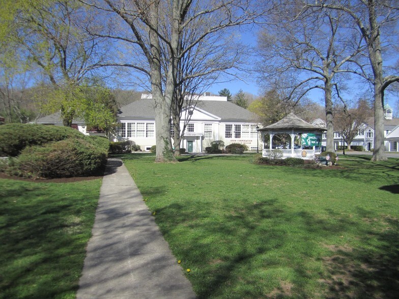 101 Old Ridgefield Rd, Wilton, CT à louer - Photo du bâtiment - Image 2 de 2