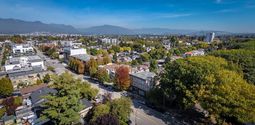3636 Fraser St, Vancouver, BC à vendre - Photo du bâtiment - Image 3 de 10