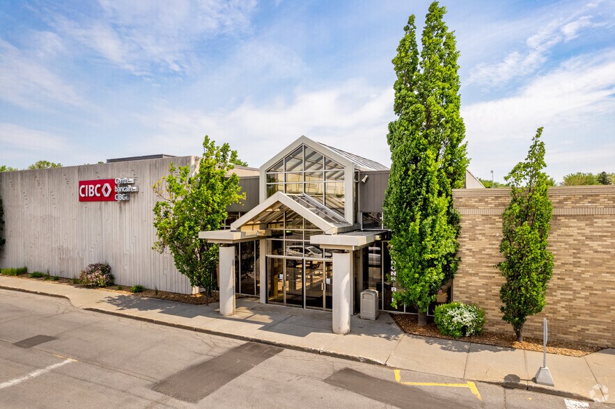 367 Boul Arthur-Sauvé, St-Eustache, QC à vendre - Photo du bâtiment - Image 1 de 1