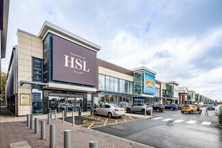 Plus de détails pour Junction 9 Retail Park, Warrington - Commerce de détail à louer