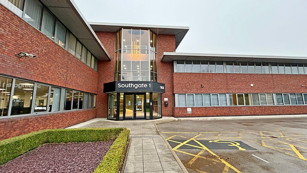 Wilmslow Rd, Cheadle for lease - Building Photo - Image 1 of 18