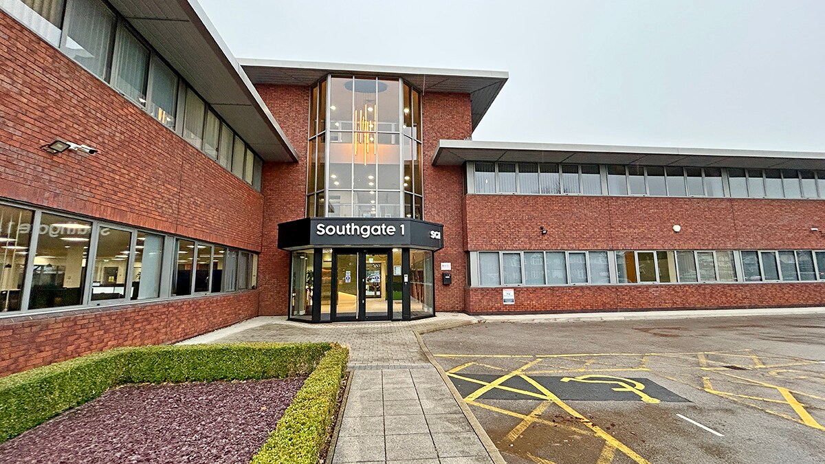 Wilmslow Rd, Cheadle à louer Photo du bâtiment- Image 1 de 19