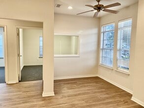 1206 Bent Oaks Ct, Denton, TX à louer Photo intérieure- Image 2 de 7