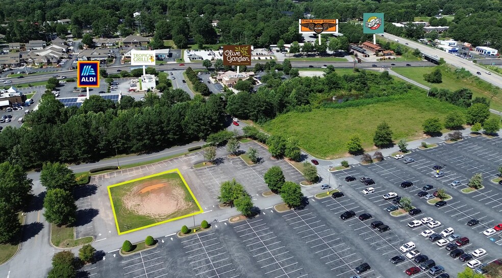 107 Station Dr, Anderson, SC for sale - Building Photo - Image 2 of 6