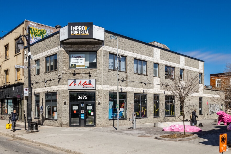 3695-3697 Boul Saint-Laurent, Montréal, QC à louer - Photo principale - Image 1 de 4