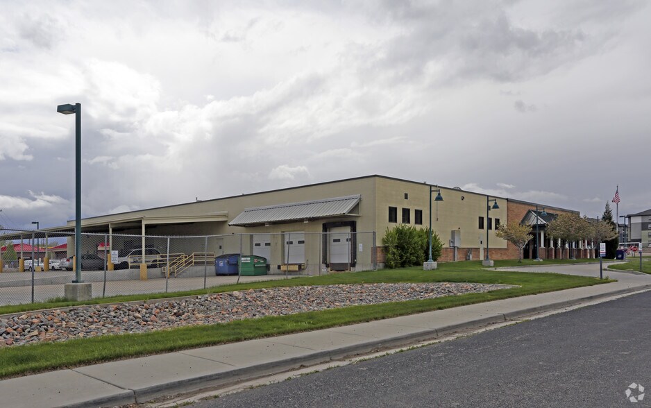 8470 W 2700 S, Magna, UT à louer - Photo du bâtiment - Image 3 de 3