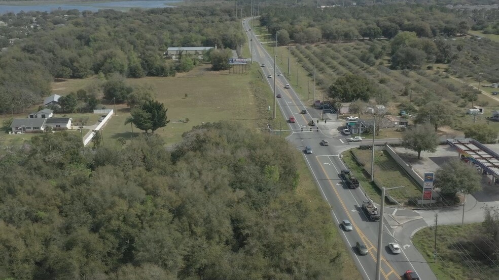 36635 South Fish Camp Rd, Grand Island, FL for sale - Building Photo - Image 2 of 6