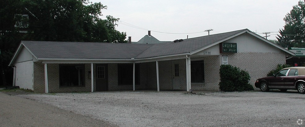 3726 Cleveland Ave, Canton, OH à louer - Photo du bâtiment - Image 2 de 18