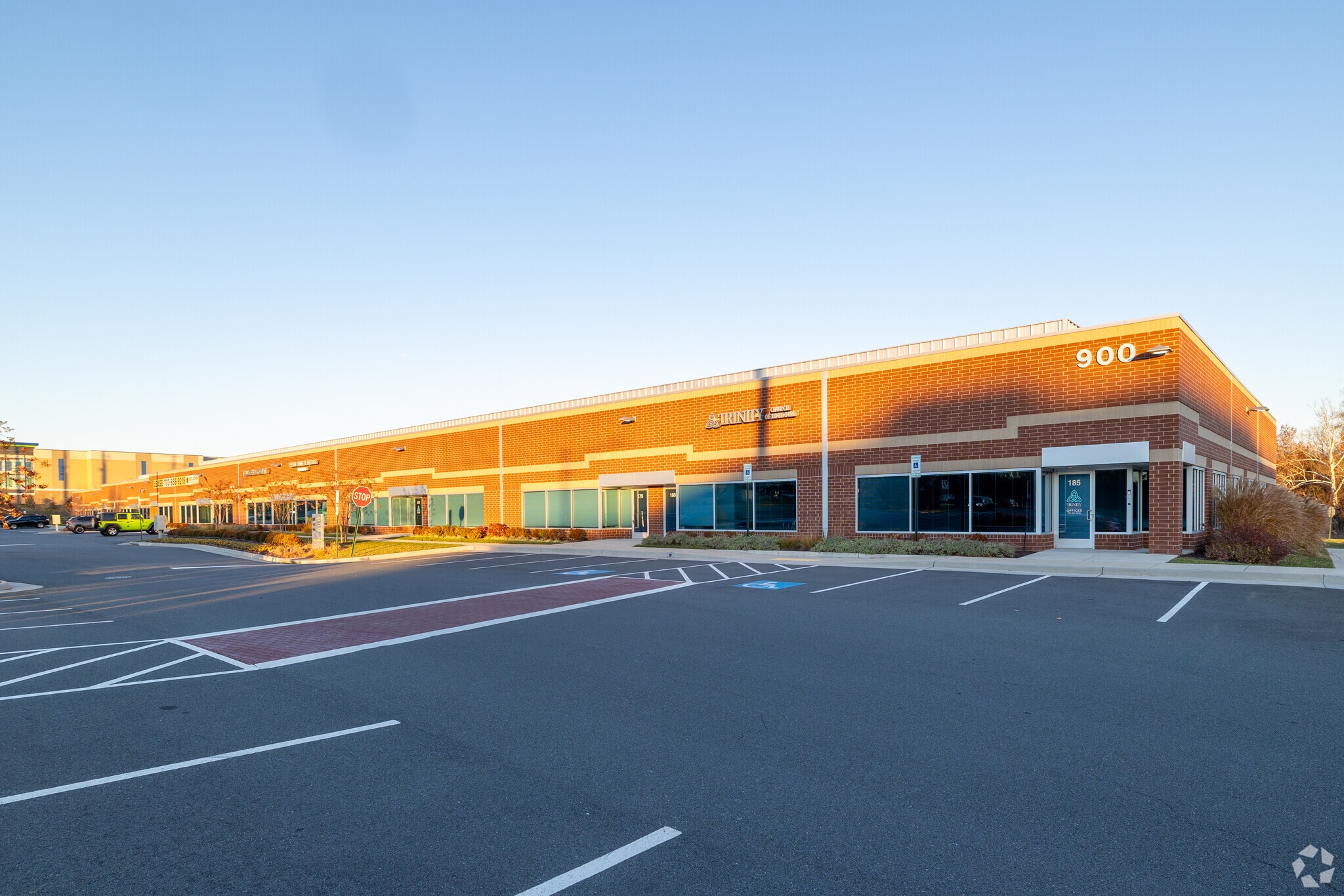 900 Sycolin Rd, Leesburg, VA for lease Primary Photo- Image 1 of 5