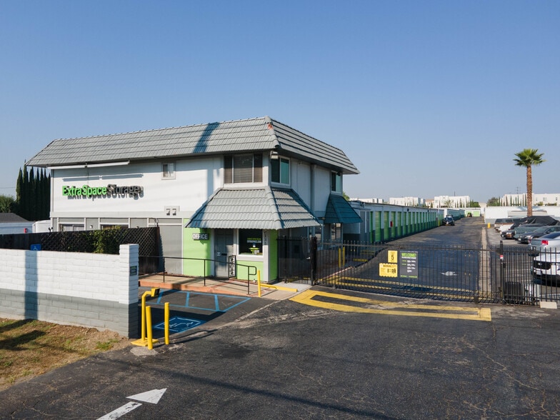 107 Campus ave, Upland, CA for sale - Primary Photo - Image 1 of 1