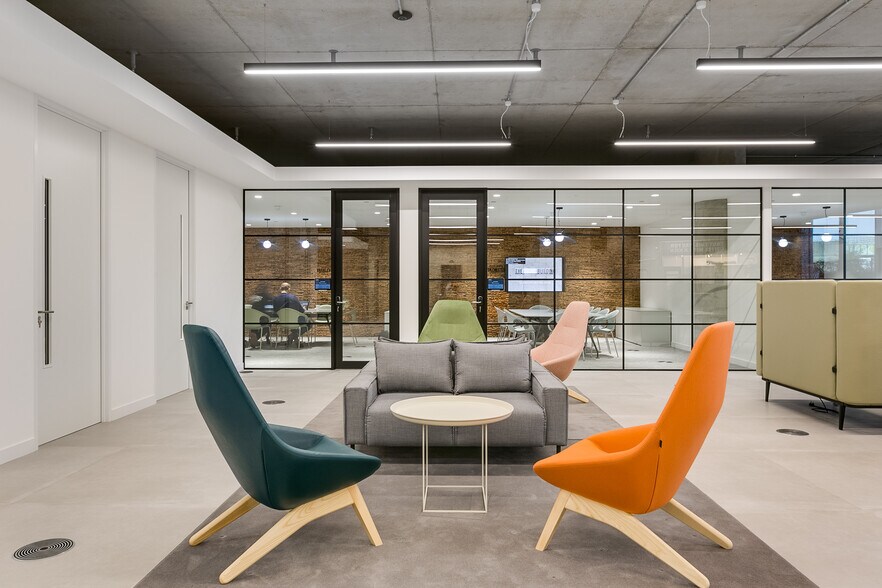 11 Evesham St, Londres à louer - Photo du bâtiment - Image 2 de 3