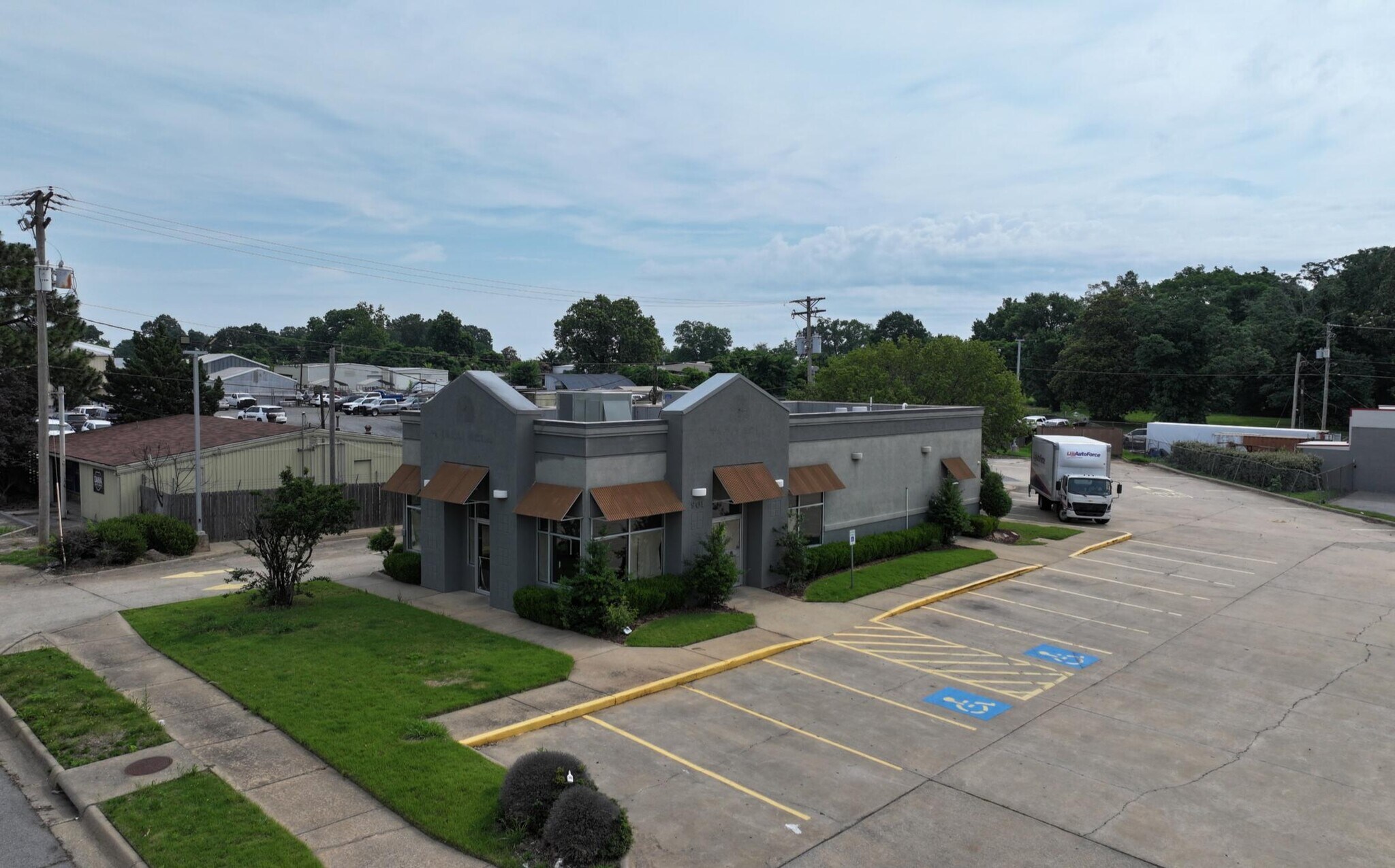 901 E Broadway St, North Little Rock, AR for sale Primary Photo- Image 1 of 5