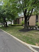 105 N Gold Dr, Robbinsville, NJ for lease Interior Photo- Image 1 of 22