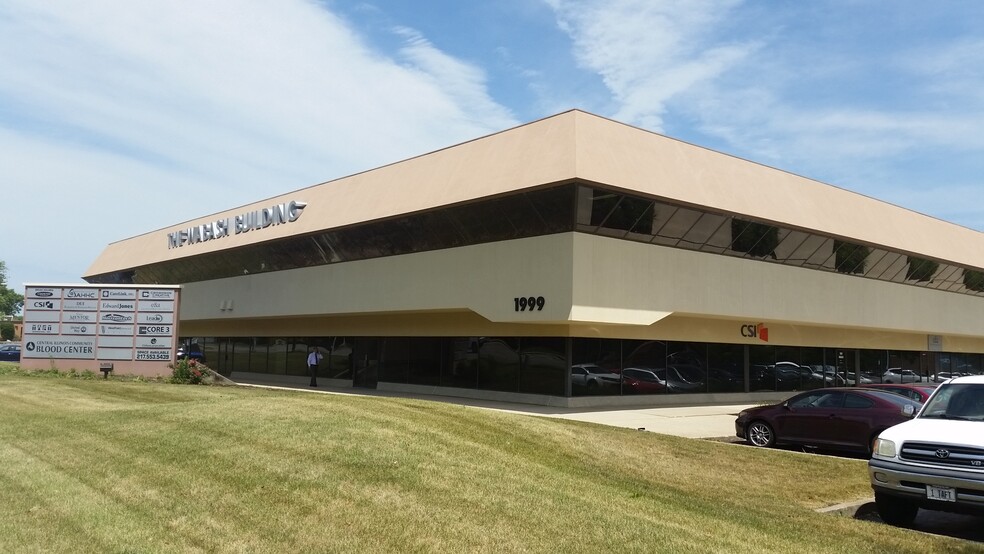 1999 Wabash Ave, Springfield, IL for lease - Building Photo - Image 1 of 14