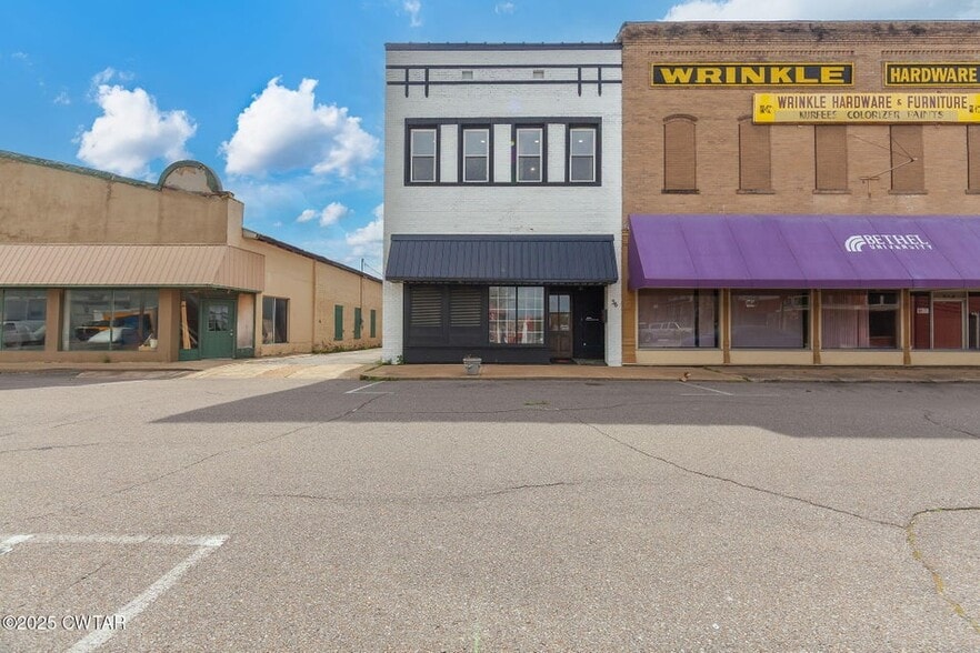 56 Lee Ave, McKenzie, TN for sale - Building Photo - Image 1 of 39