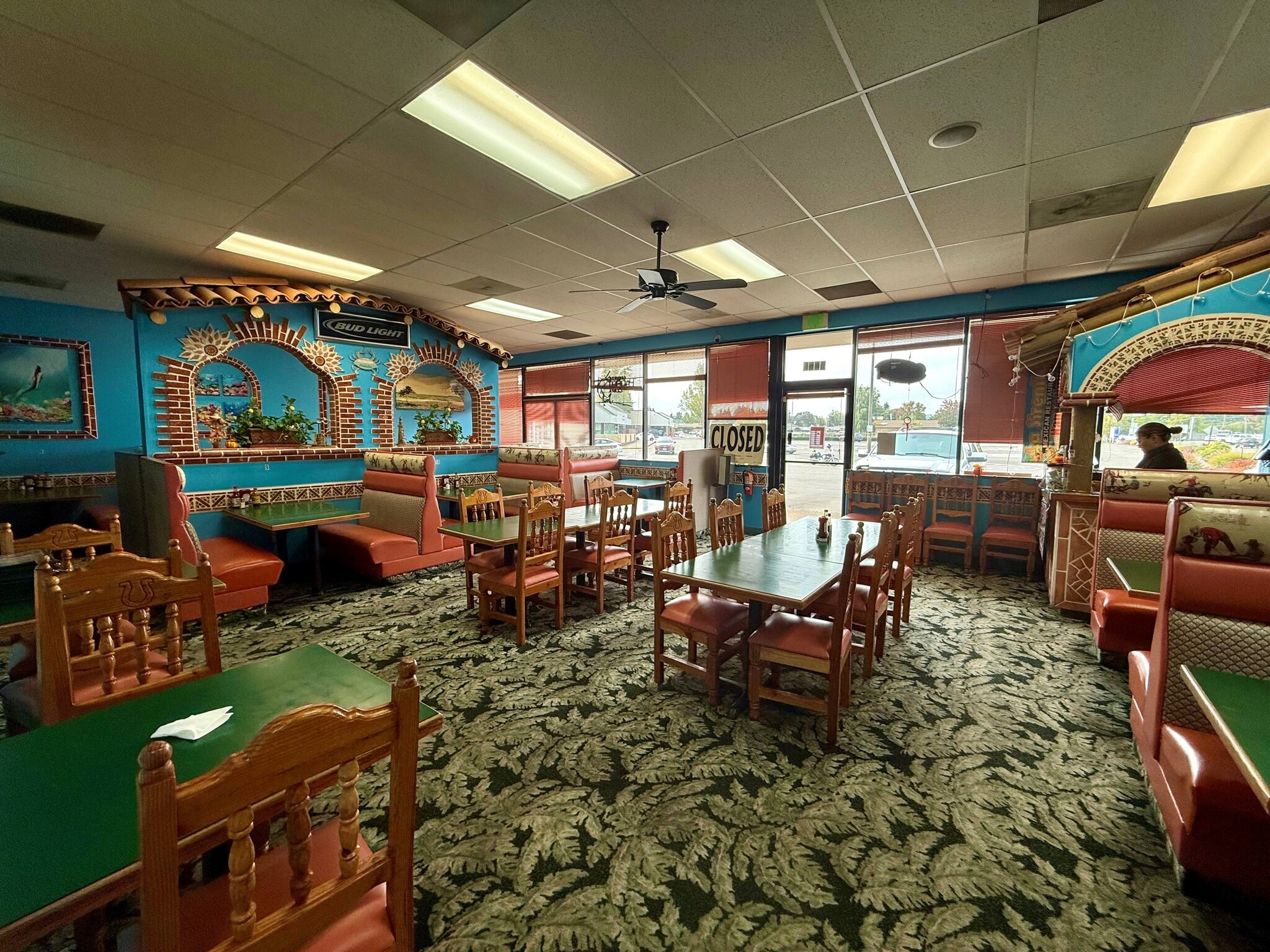 5450 River Rd N, Keizer, OR for lease Interior Photo- Image 1 of 4