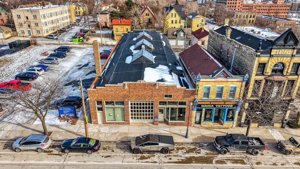 1818 N Dr Martin Luther King Jr Dr, Milwaukee, WI à vendre - Photo du bâtiment - Image 3 de 14
