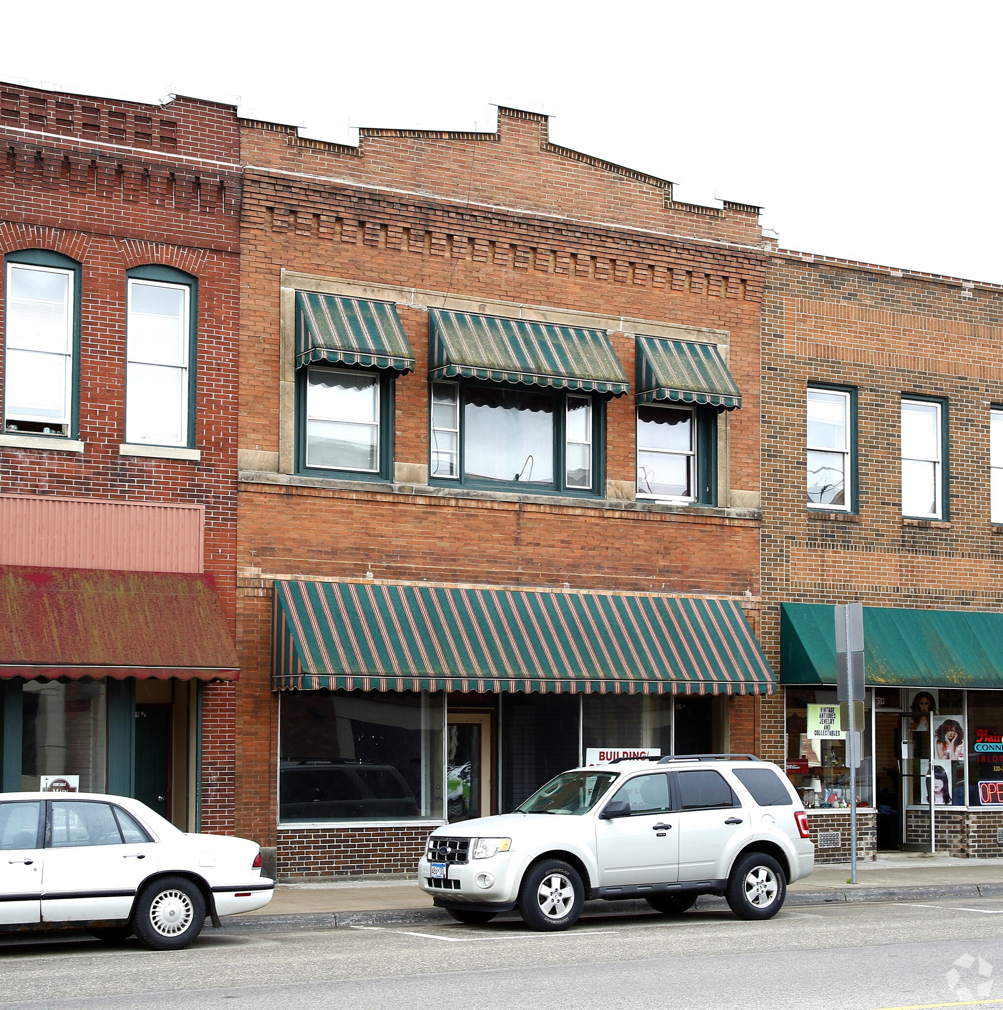 Sauk Center Mixed-Use Property portefeuille de 2 propriétés à vendre sur LoopNet.ca Photo principale- Image 1 de 11