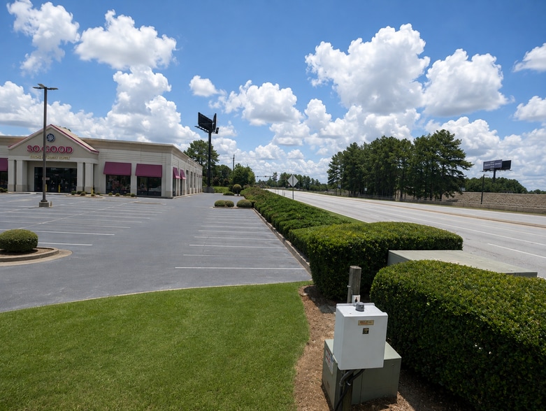 3480 Steve Reynolds Blvd, Duluth, GA for sale - Building Photo - Image 3 of 7