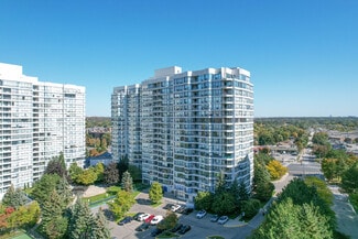Plus de détails pour 7300-7330 Yonge St, Vaughan, ON - Commerce de détail à louer