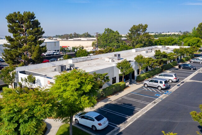 Plus de détails pour 10700 Jersey Blvd, Rancho Cucamonga, CA - Plusieurs types d'espaces à louer