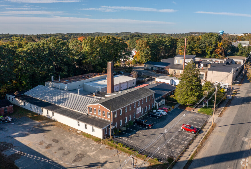 59 Apsley St, Hudson, MA à louer - Photo du b timent - Image 2 de 21