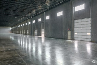 6100 N Stemmons Fwy, Sanger, TX for lease Interior Photo- Image 2 of 8